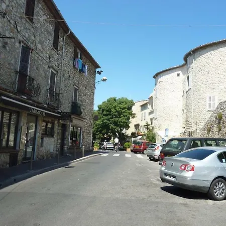 6 Rue De La Tourraque Apartment Antibes Exterior photo