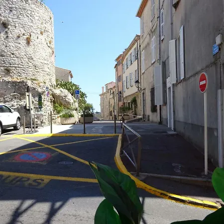 6 Rue De La Tourraque Apartment Antibes Exterior photo
